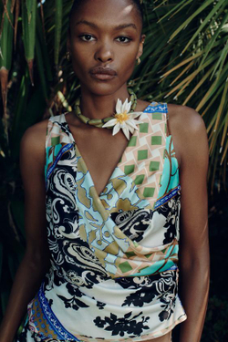 ZARA АТЛАСНЫЙ ТОП С ПРИНТОМ В СТИЛЕ ПЭЧВОРК, РАЗНОЦВЕТНЫЙ