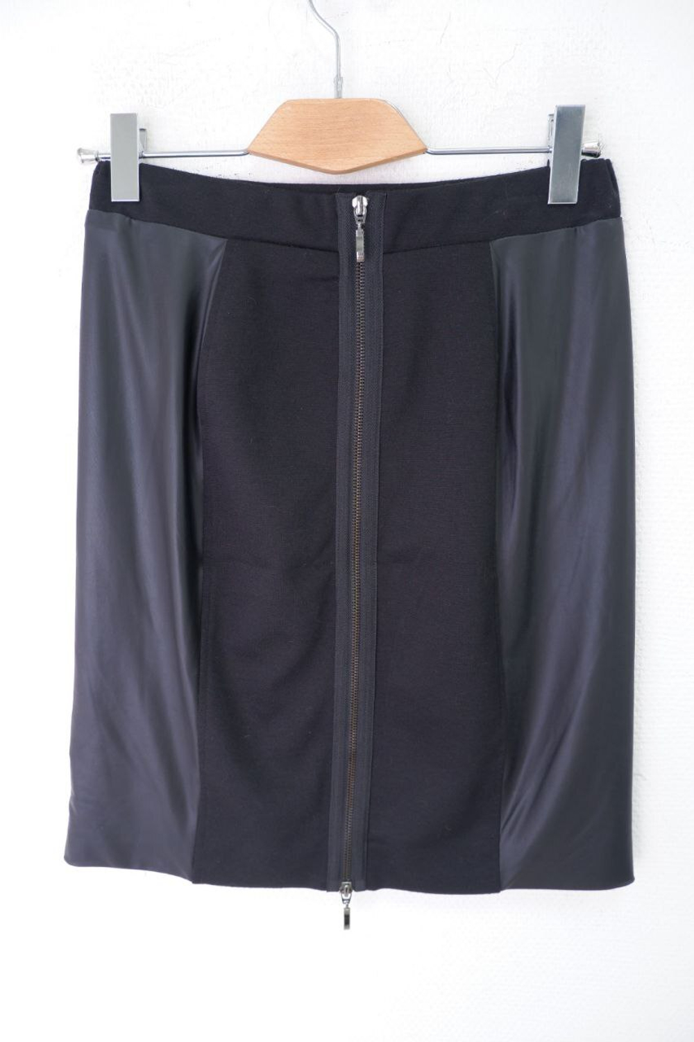 Юбка  VisAvis со вставками 44 размер