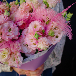 18. Нежный и романтичный букет из эустомы