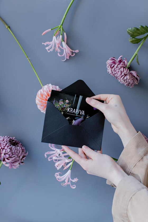 Подарочный сертификат на Цветочную подписку