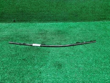 Молдинг переднего бампера правый Lixiang L9 22-нв