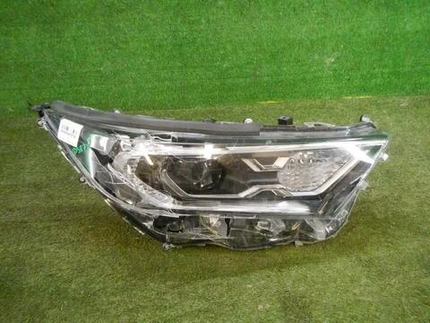 Битая Фара правая Toyota RAV4 5 XA50 (2018-н.в.) LED