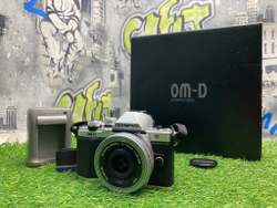 Olympus OM-D E-M10 Mark II Kit 14-42mm EZ
