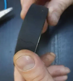 Изолента Коропласт 839 ПЭТ, 1 шт.25*19мм. автомобильная профессиональная подкапотная черная для жгутования, скрутки проводов, ПЭТ-ткань лавсан, матерчатая обмотка