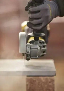 STANLEY SBG700-A9 20 В литиевая бесщеточная аккумуляторная угловая шлифовальная машина 125 мм (одинарная)