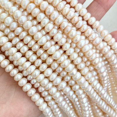 Мк-64 Жемчуг "Майорка кукуруза» 6*4мм, айвори, 40см