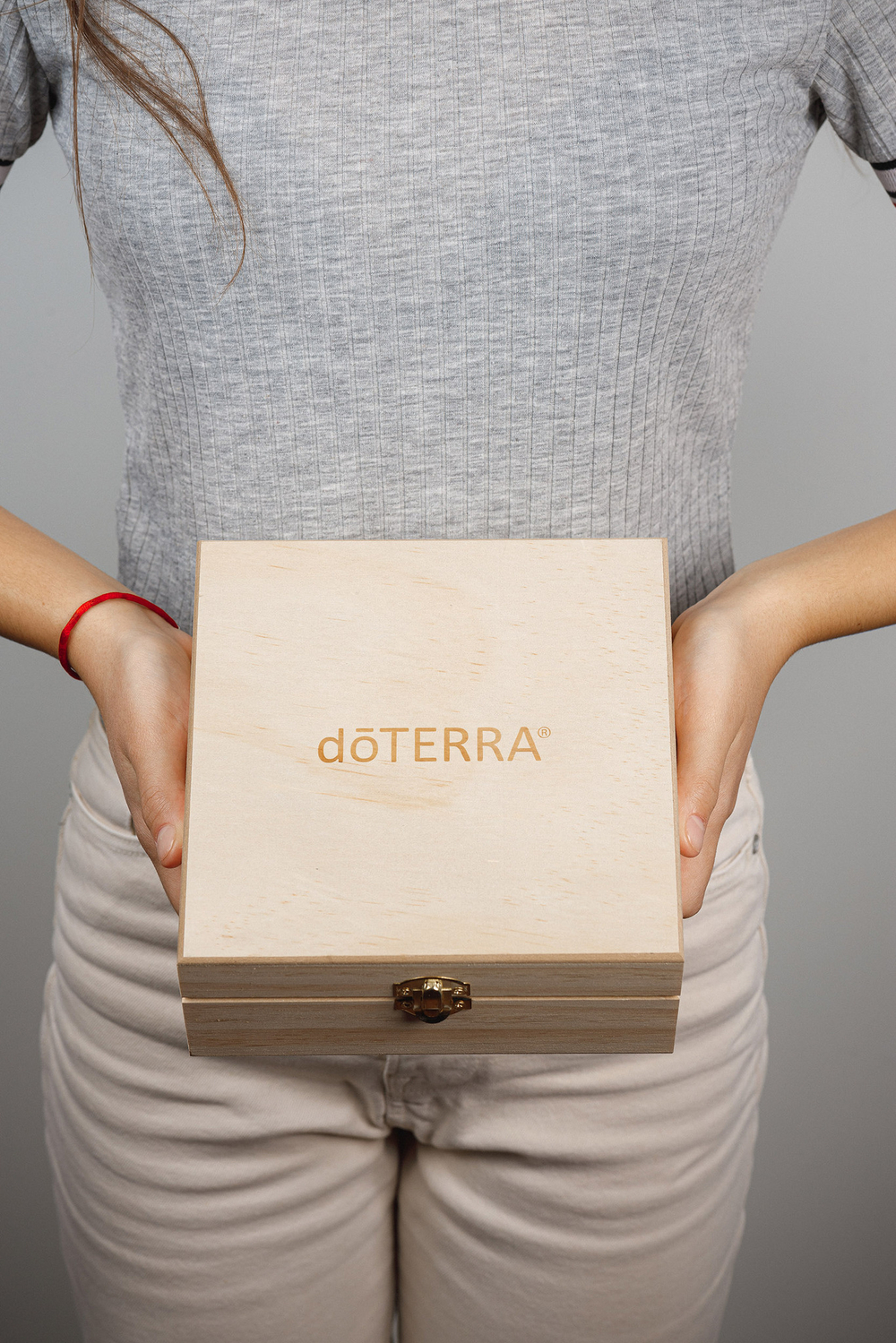 Деревянная коробка с лого doTERRA на 25 масел (по 15 или 5 мл)
