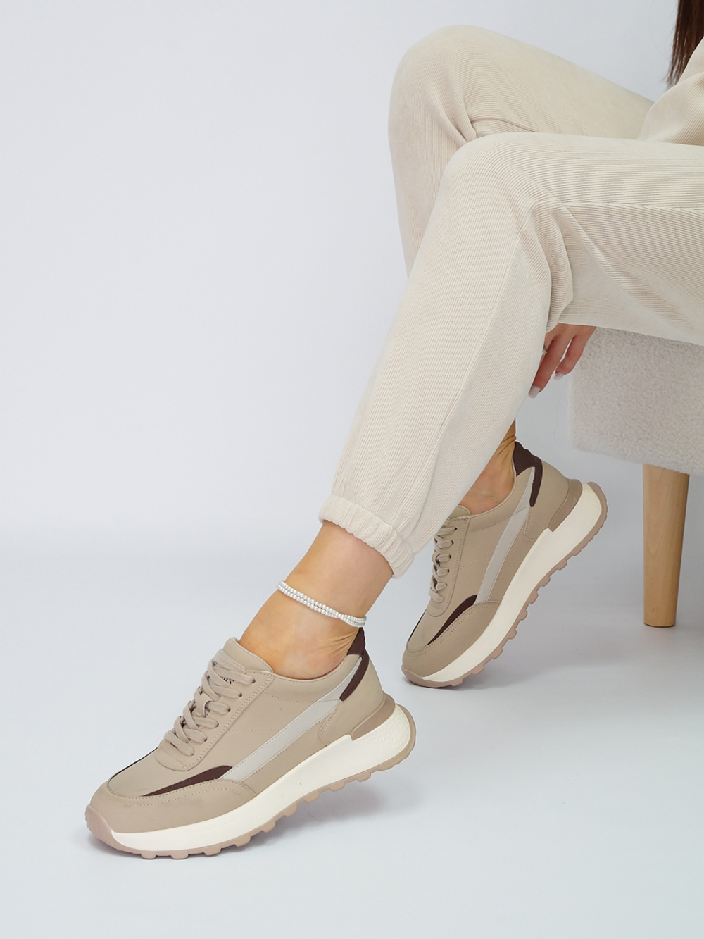 Кроссовки женские демисезонные