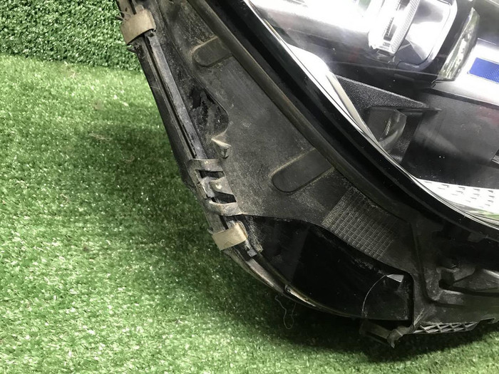 Фара правая Mercedes S W223 (20-нв) Digital Light