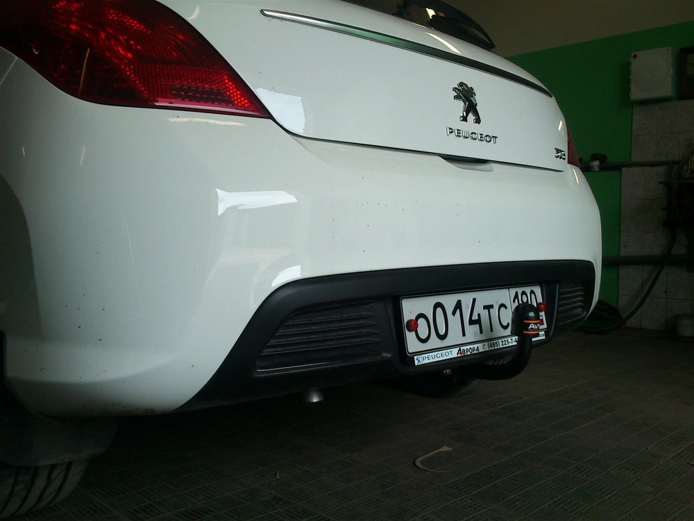 Фаркоп для Peugeot 308 хэтчбек 2008-2013гг. (без электрики) (паспорт и сертификат) AvtoS.PE02