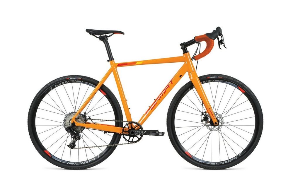 Шоссейный велосипед Format 2323 700С (2021)