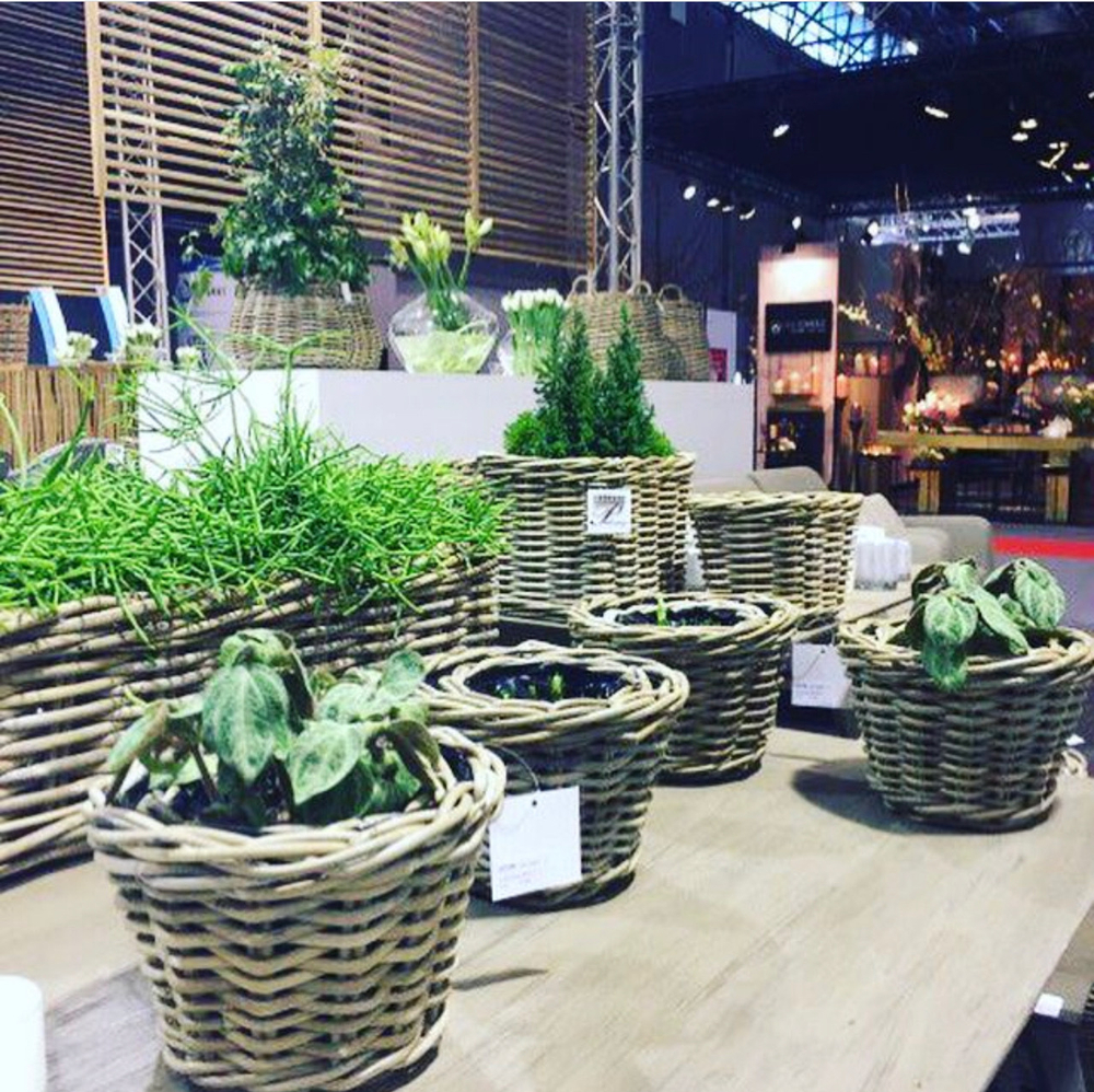 Корзина-кашпо овальная без ручек