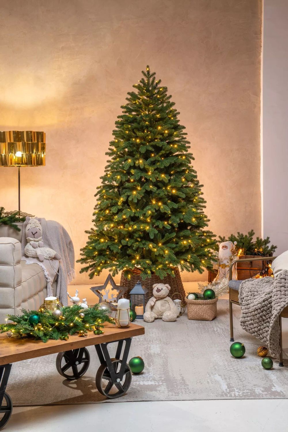 Ель с гирляндой встроенной «Парижанка» (Литая+пвх) 3 м