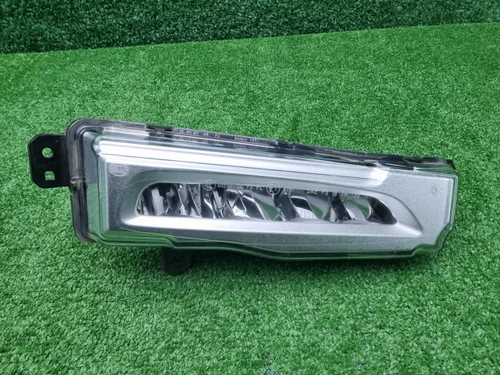 ПТФ правая BMW X5 G05 (2018-2023)