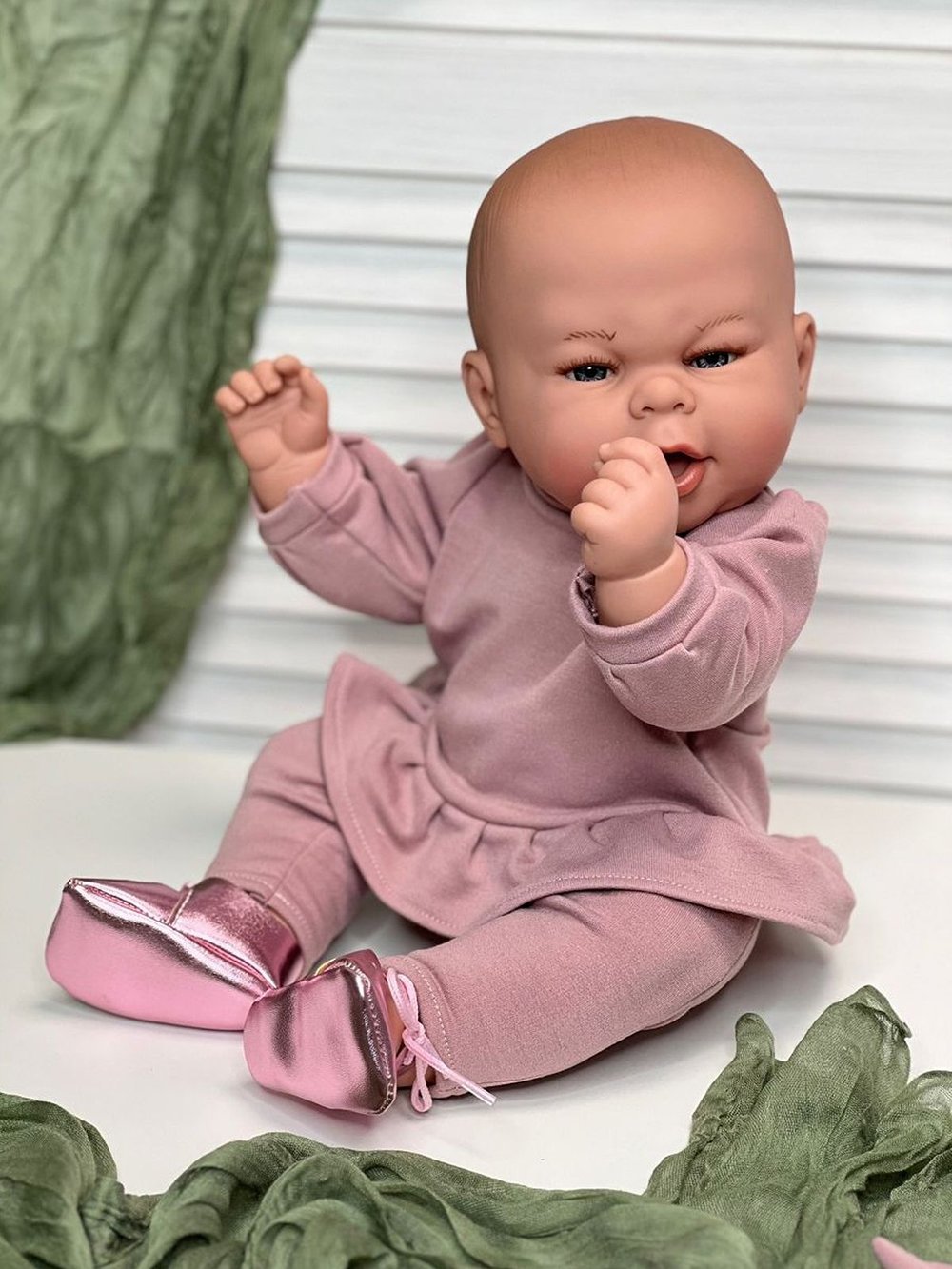 Кукла Manolo Dolls виниловая Thais 45см в пакете (8283)