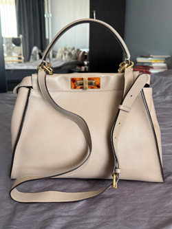 Сумка Fendi Peekaboo