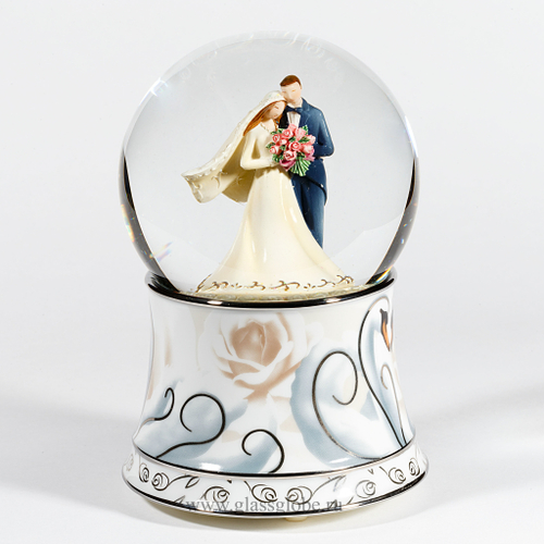 Новобрачные