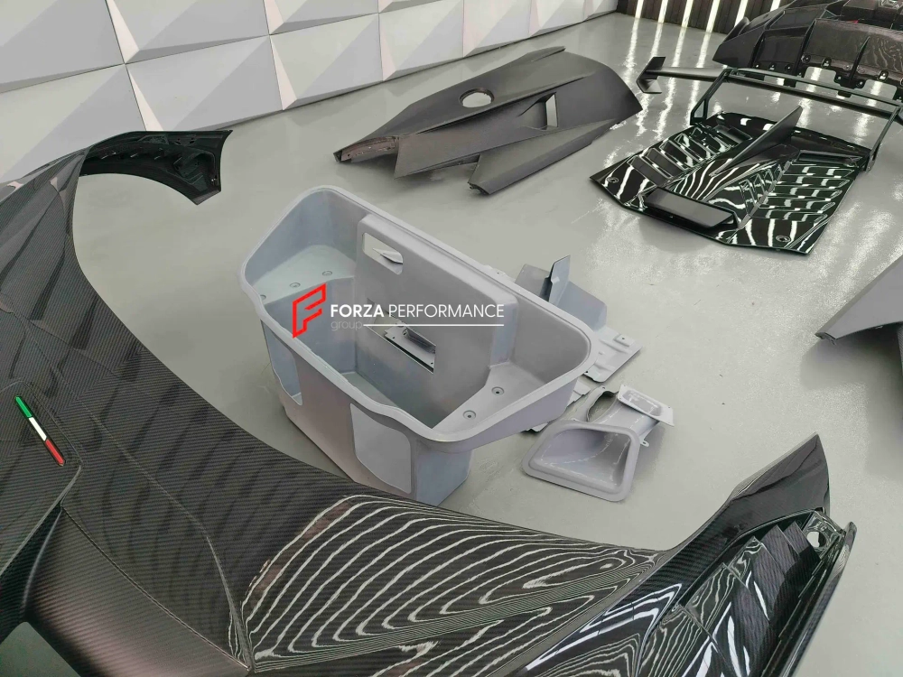 Карбоновый обвес переделка для Lamborghini Huracan в STO Ламборгини Хуракан