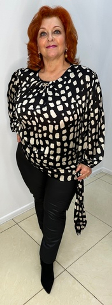 Черные под эко-кожу брюки-лосины