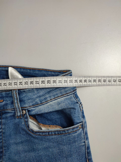 Джинсы H&M с рваным эффектом 42 размер