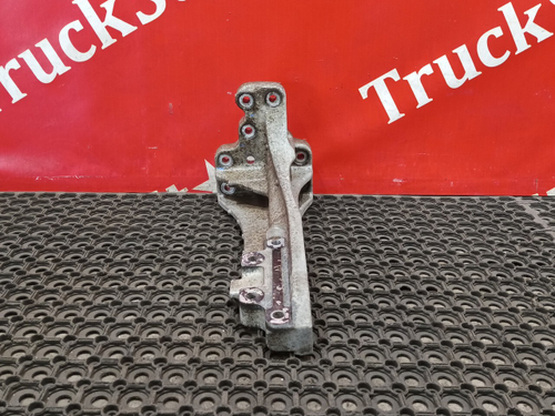 Кронштейн глушителя 2016г.