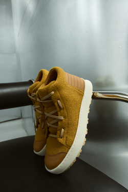 AIRSHOES mustard sherst