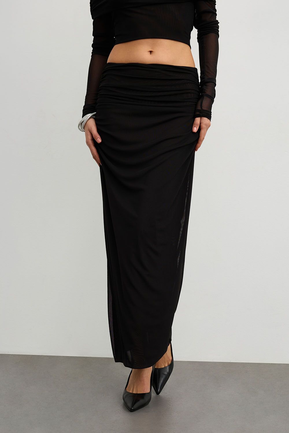 Юбка макси из сетки стрейч черного цвета