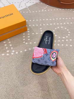 Louis Vuitton Pool Pillow Flat Comfort Mule