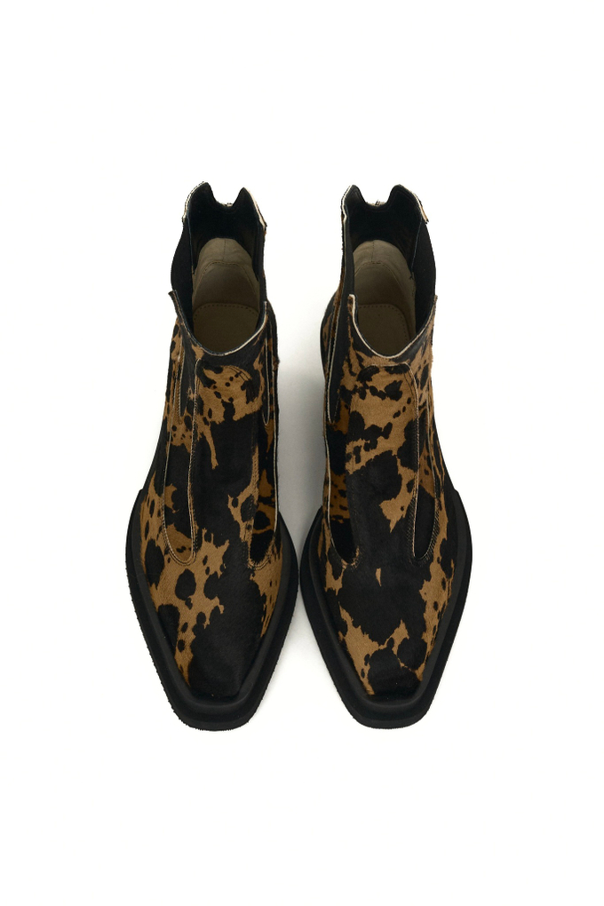 КАЗАКИ / KAZAKI с коровьим принтом