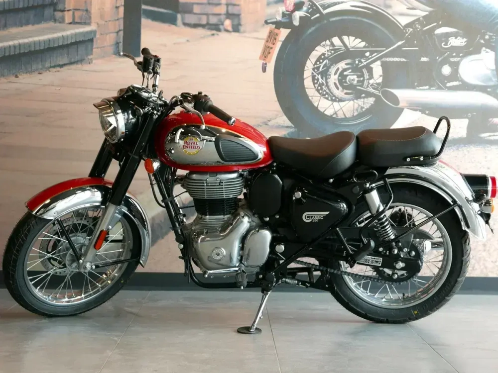 Royal Enfield Classic 350 Chrome Red, 2024