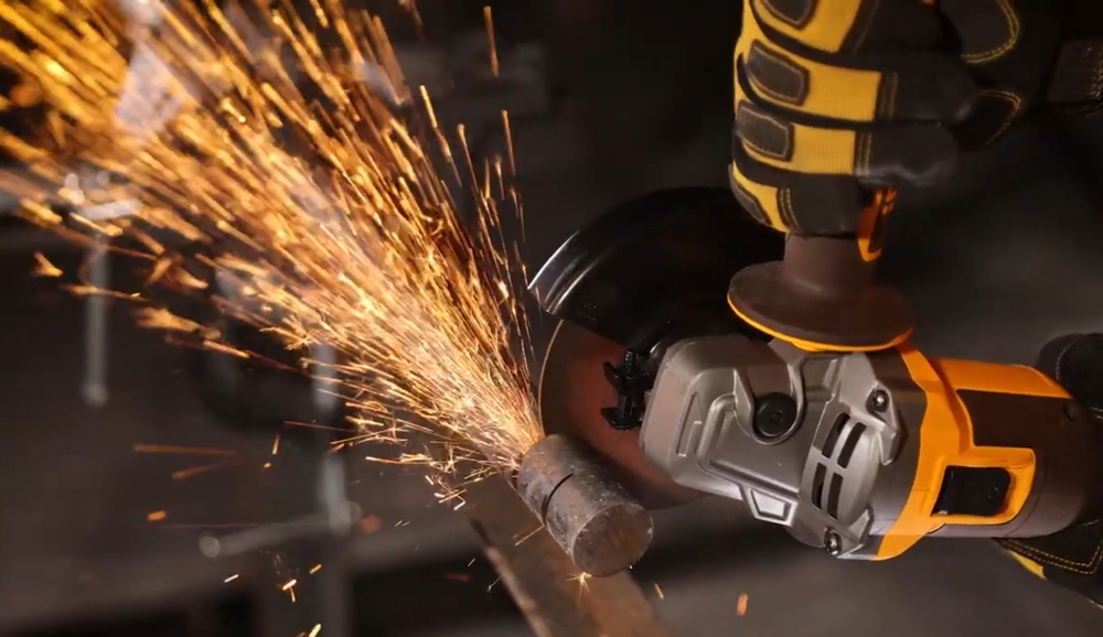Аккумуляторная угловая шлифовальная машина (УШМ) INGCO CAGLI221253 INDUSTRIAL 20 В 125 мм