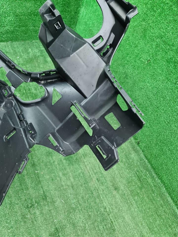 Кронштейн перед. бампера Mercedes S W223 20-нв AMG