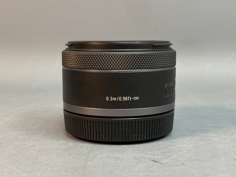 Canon RF 50mm 1.8 STM