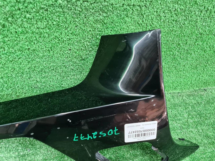 Накладка переднего бампера пр. BMW 7er G70 (22-нв)