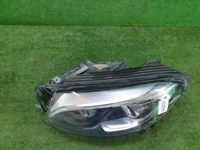 Фара левая Mercedes GLC X253 (2015-2019) LED