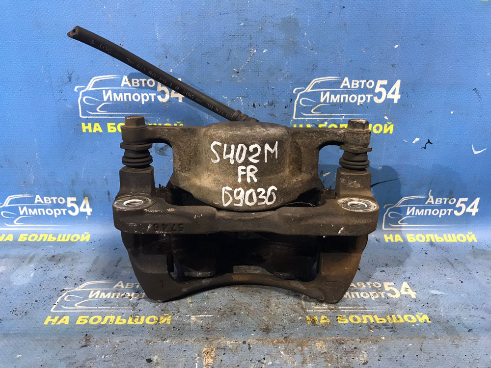 Суппорт тормозной передний правый TOYOTA LITEACE 2008-2020