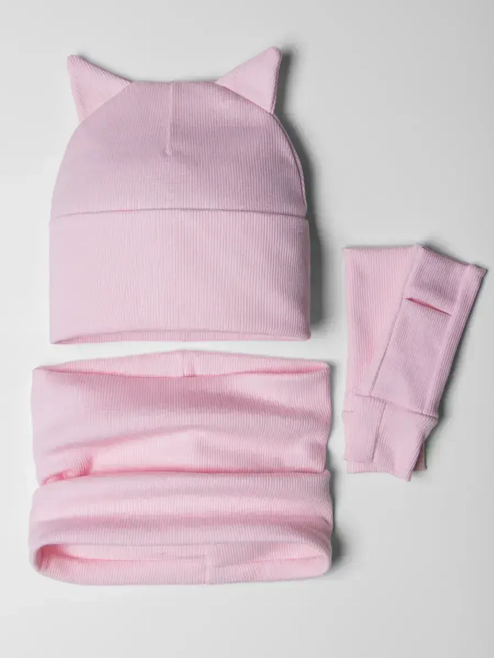 Шапка для девочки осенняя с митенками и снудом