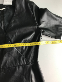 Платье Ostin под кожу, маркировка S, визуально на 44 размер