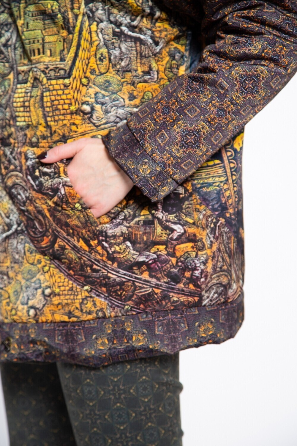 Куртка "Рондаш", по мотивам изображений со щита, созданном знаменитым оружейником второй половины XVI века Л. Пиччинино