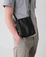 Сумка Kazyrnaya Мини-тоут Arc черная