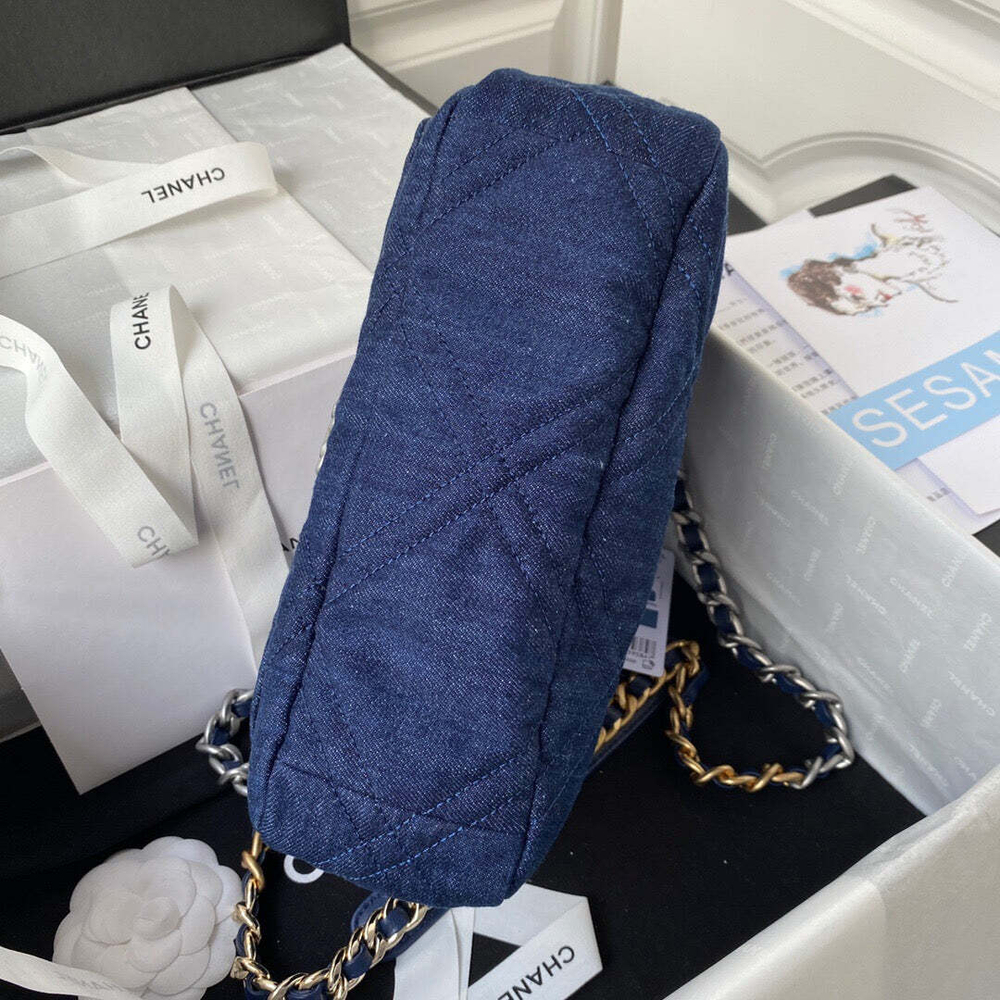 Chanel 19 26 cm