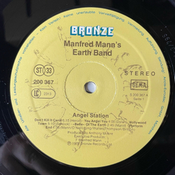 Винтажная виниловая пластинка LP Manfred Mann's Earth Band, Манфред Манн, Angel Station (Гемариня 1979) (Полный Комплект С Постером)