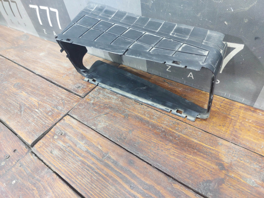 Воздуховод радиатора правый верхний Geely Tugella 19-нв Б/У Оригинал 220160