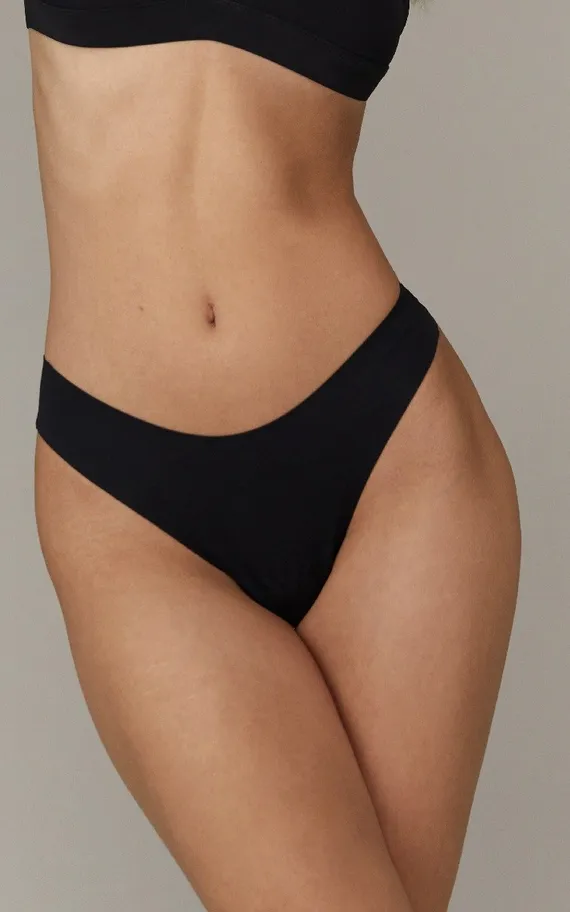 DEMI BLACK Трусы стринги