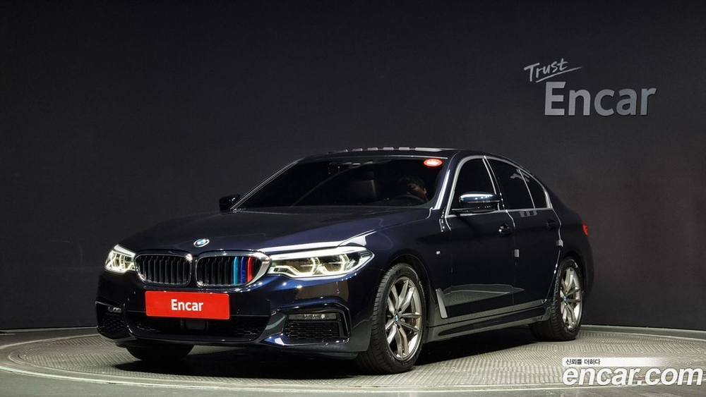 BMW 5 Series (G30) 520i M Sports (07.2020)