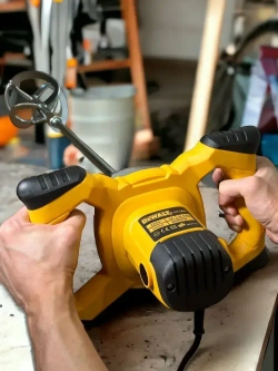 Миксер строительный электрический Dewalt, 2600 Вт
