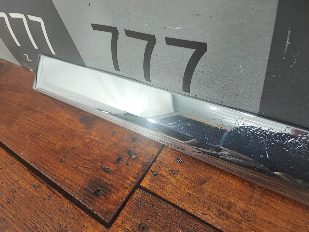 Накладка двери задней левой Chery Tiggo 8 Pro 21-нв Б/У Оригинал 16V0TP900