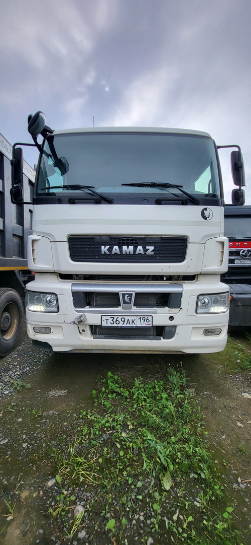 КамАЗ 65206 6x4 Седельный тягач 65206-T5 (Дизельный, 12,0 л, 428 л.с., МТ)