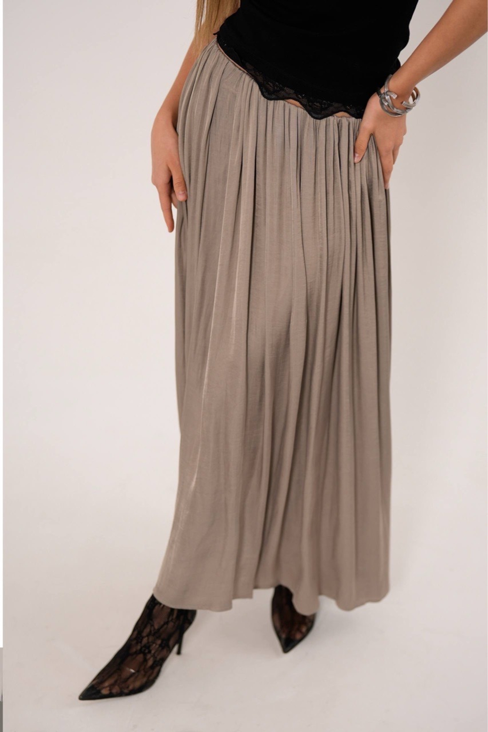 Юбка из модала со складками в миди длине