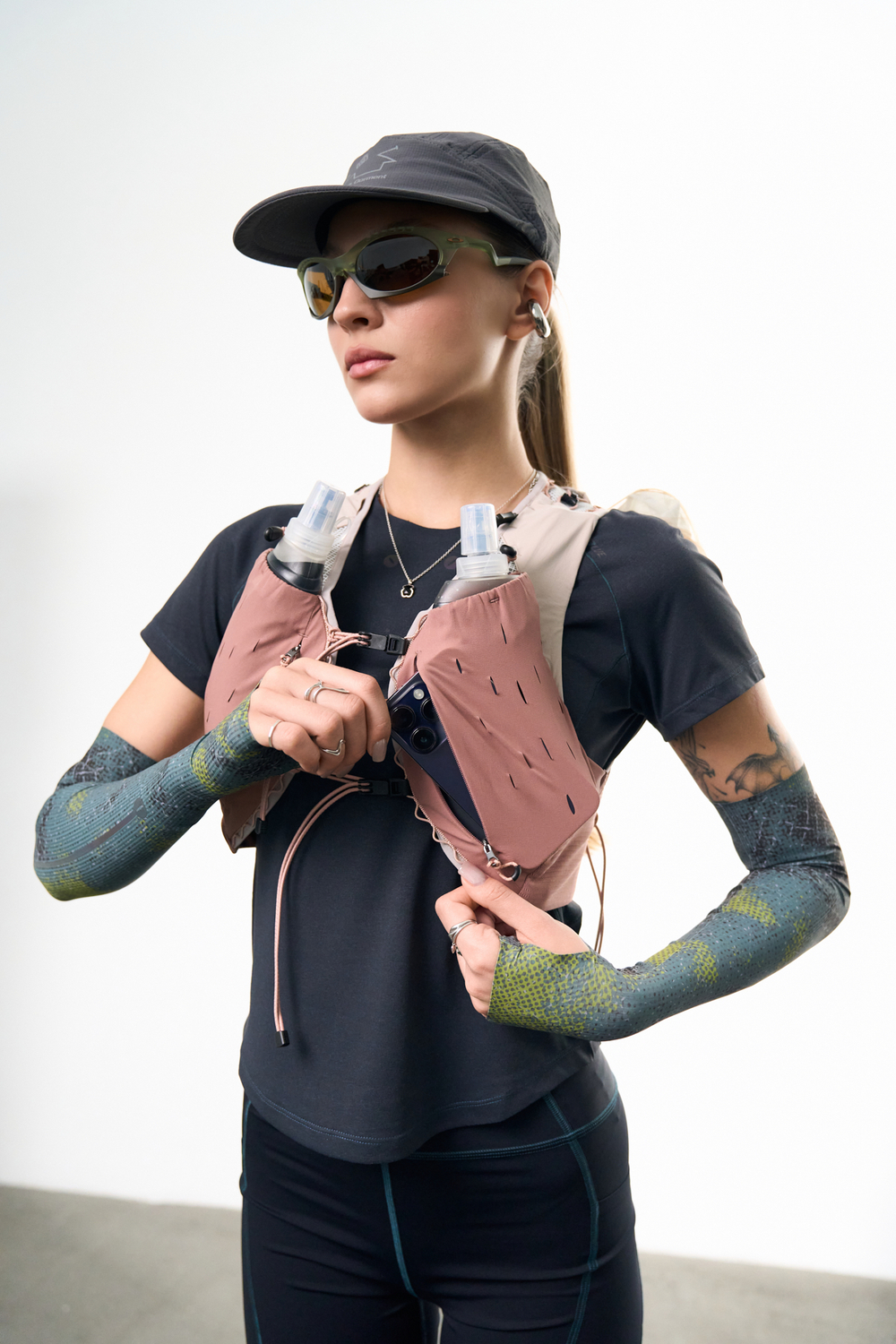 Жилет Blue Monte Frogaero Trail Running Vest "Citrus Tea Tangerine"